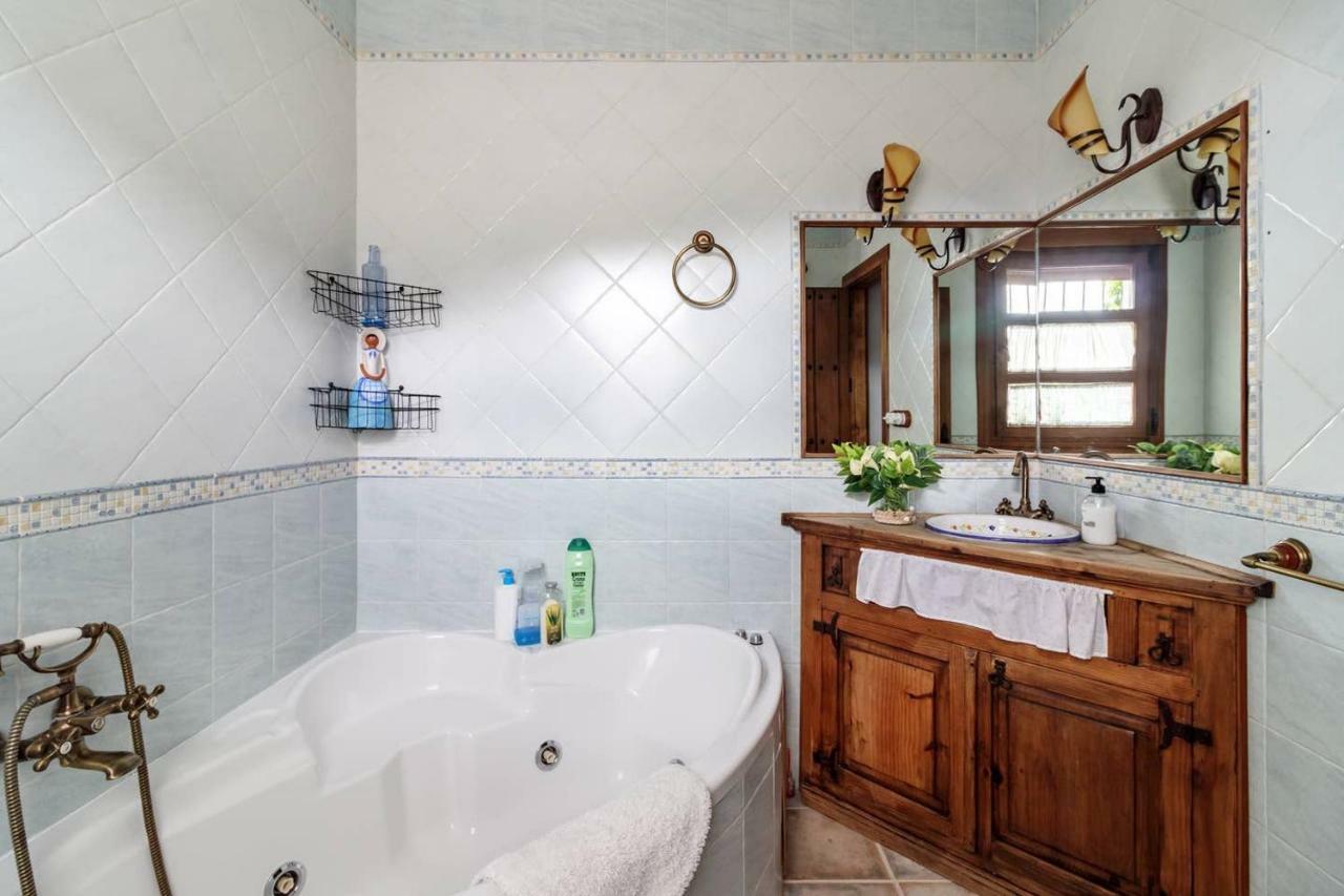 Encantadora Casa Con Piscina Privada Y Chimenea Padul Εξωτερικό φωτογραφία